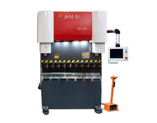 豐科機械創(chuàng)新純電伺服折彎機，乘勢折彎機節(jié)能環(huán)保新時代? 